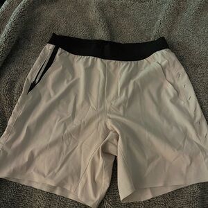 Men’s Ten Thousand Cream Interval Shorts, 7 in inseam, size small